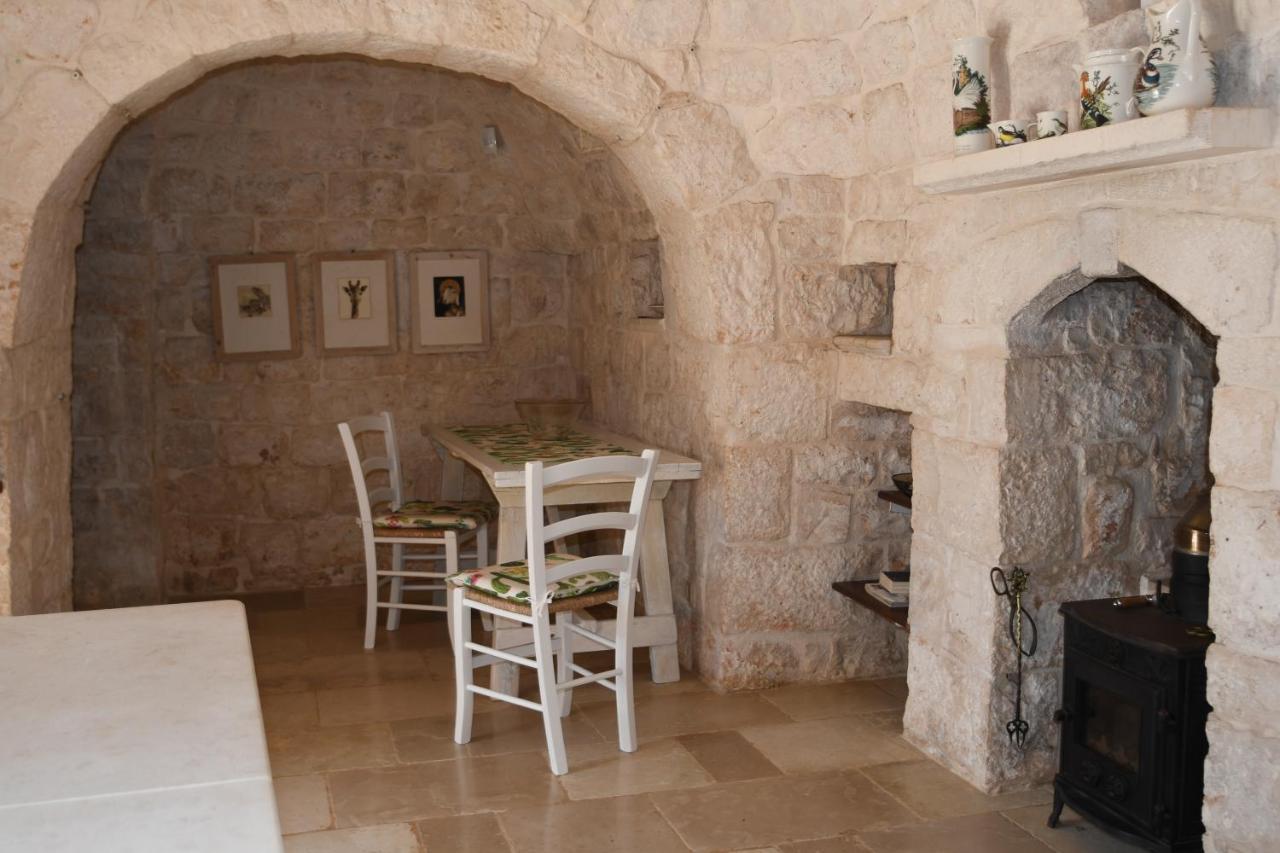 Trullo Bosco Libero Ostuni Villa Exterior foto