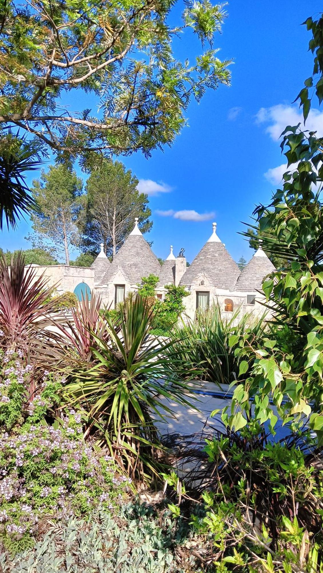 Trullo Bosco Libero Ostuni Villa Exterior foto